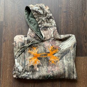 UA Camo hoodie